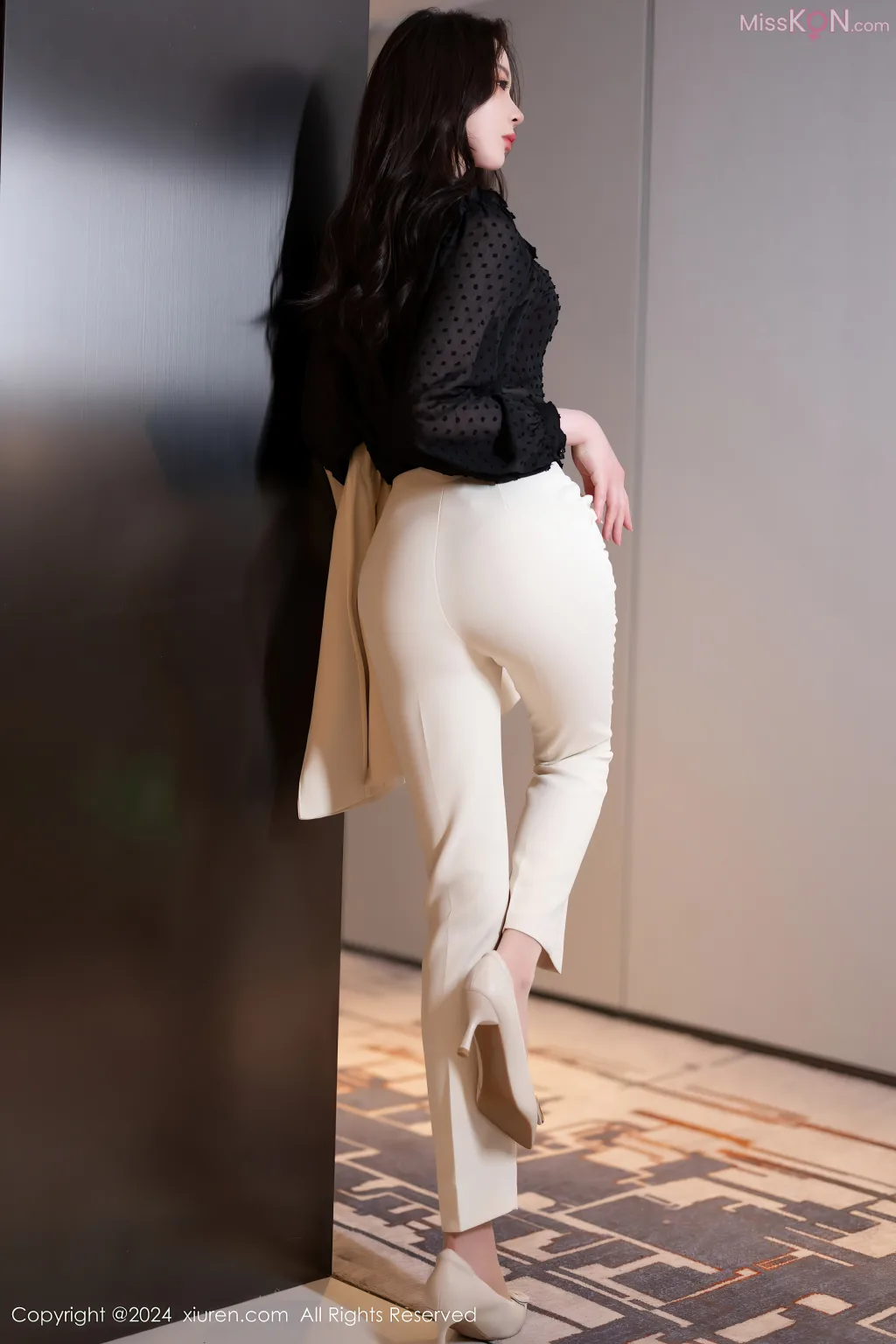 XIUREN No.8346 – 8355 (799 photos)