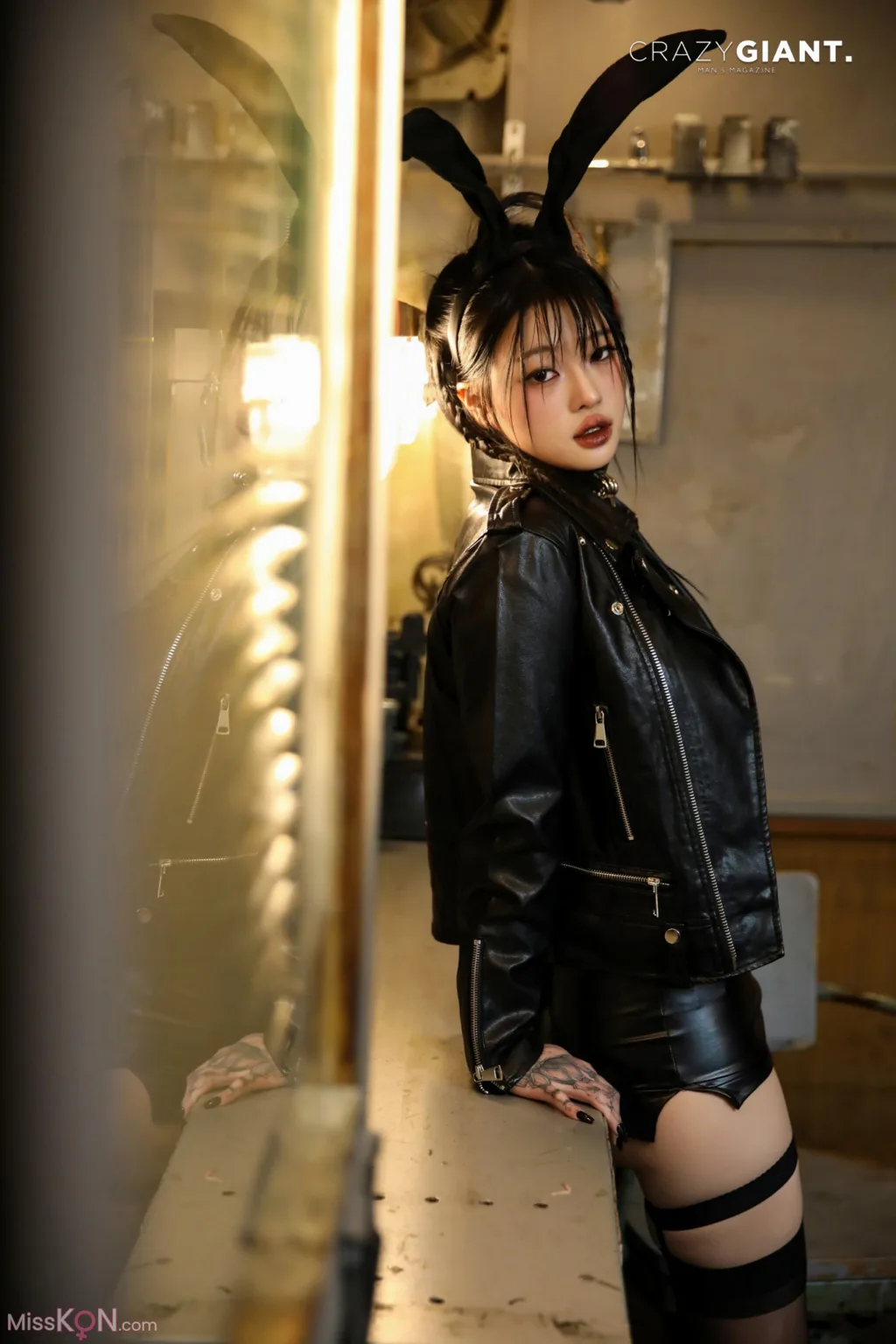 [CRAZYGIANT] RATTY BOT: Black Rabbit (76 photos)