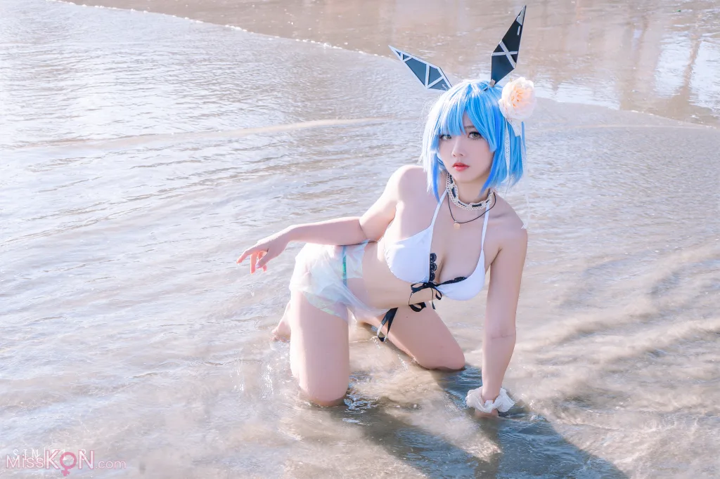 Coser@Messie Huang: Gascogne Swimsuit (20 photos)