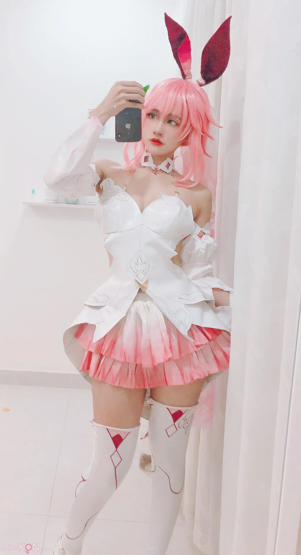 Coser@PingPing: Yae Sakura Wedding Dress (13 photos )