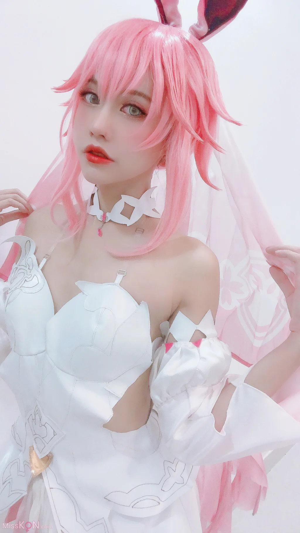 Coser@PingPing: Yae Sakura Wedding Dress (13 photos )