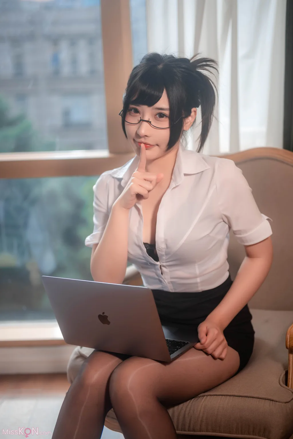 Coser@糖果果Candy: 室内OL (102 photos)