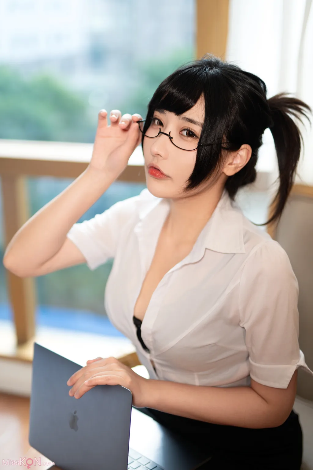 Coser@糖果果Candy: 室内OL (102 photos)