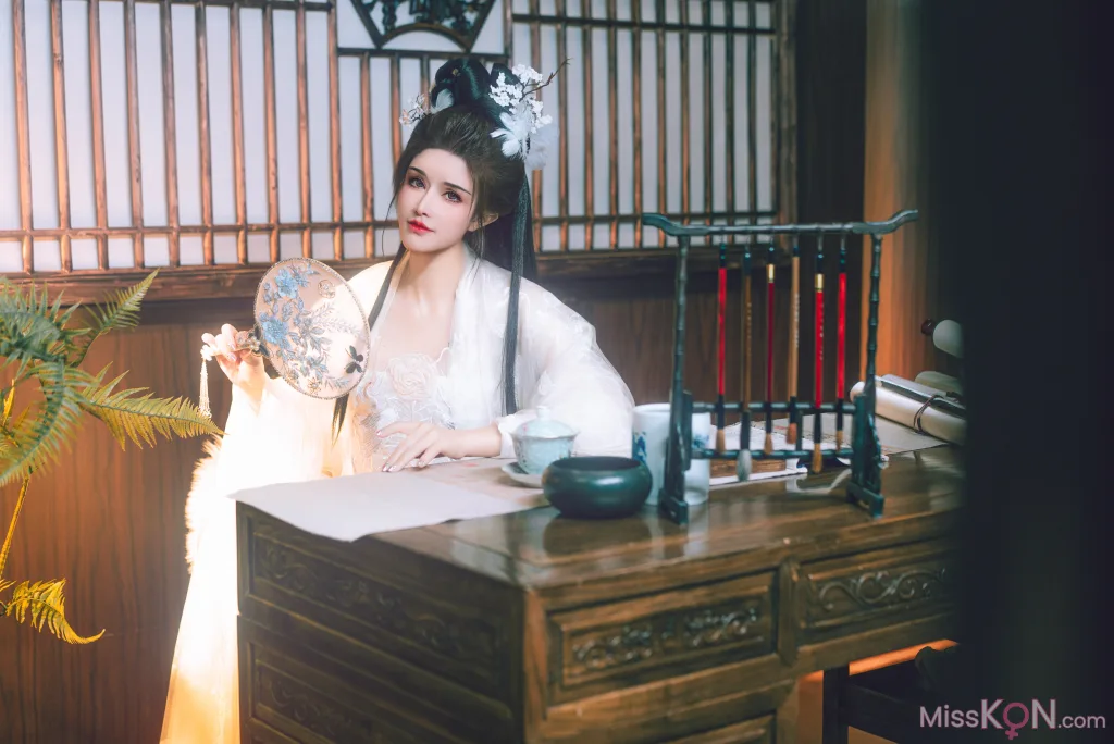 Coser@鹿八岁: 幽梦清韵 (89 photos)
