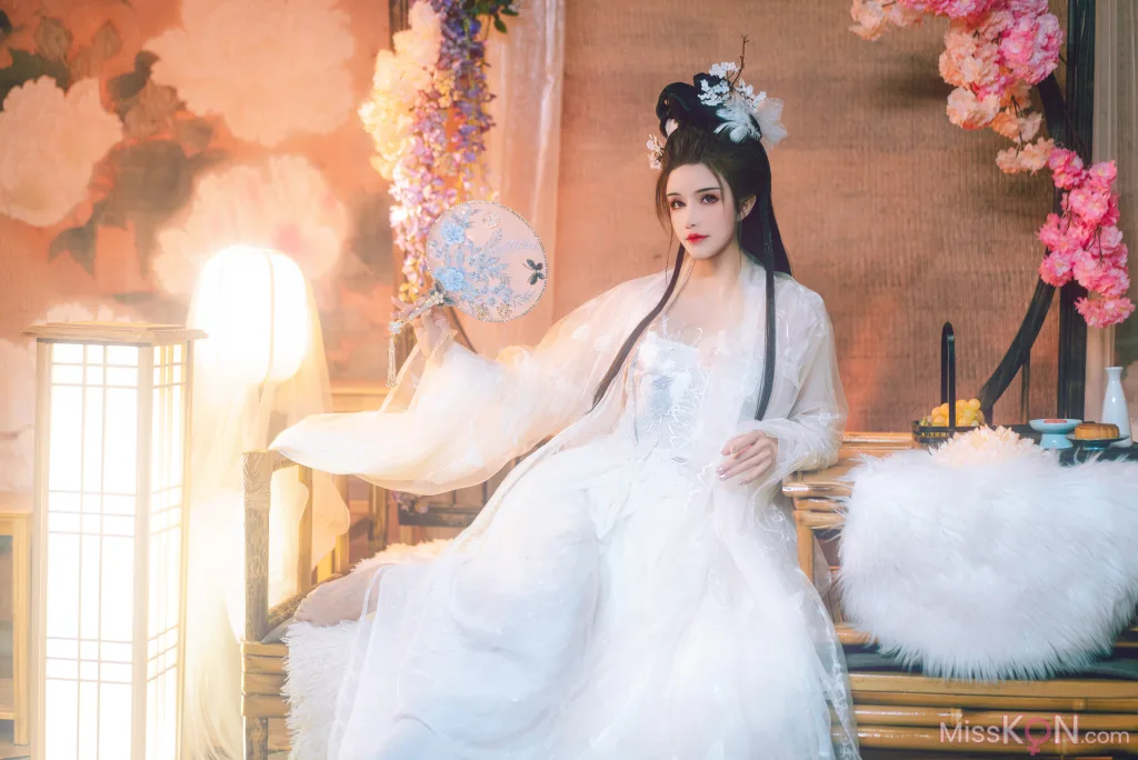 Coser@鹿八岁: 幽梦清韵 (89 photos)