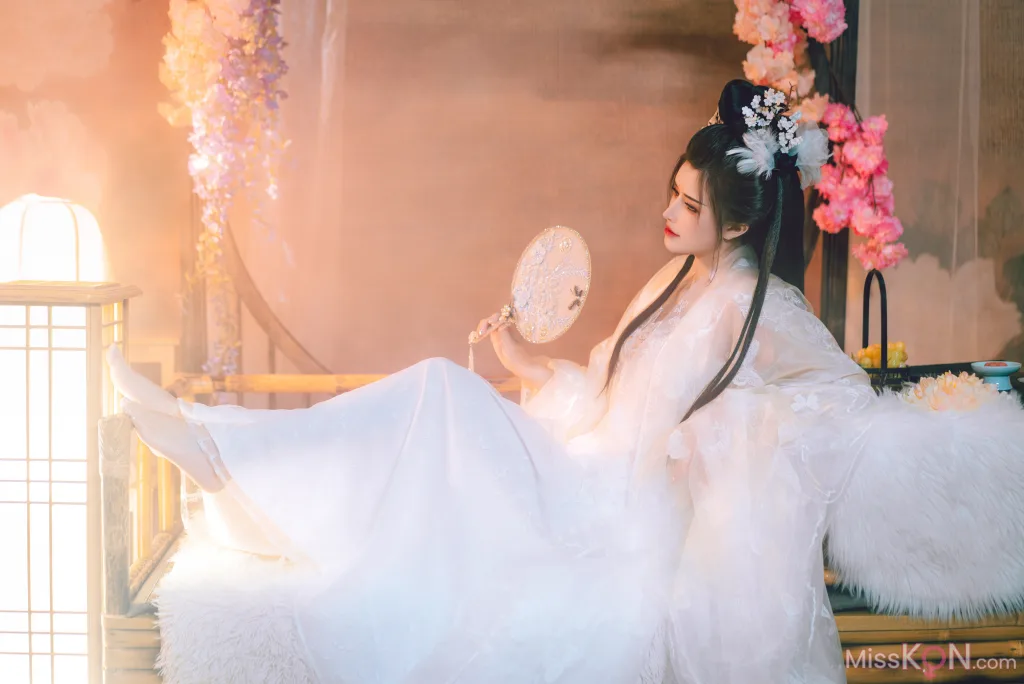 Coser@鹿八岁: 幽梦清韵 (89 photos)