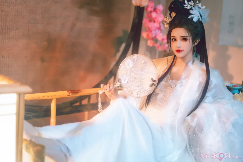 Coser@鹿八岁: 幽梦清韵 (89 photos)