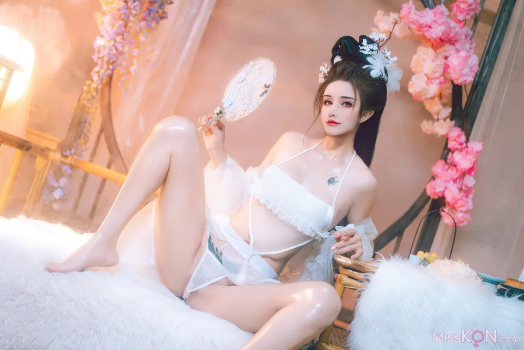 Coser@鹿八岁: 幽梦清韵 (89 photos)