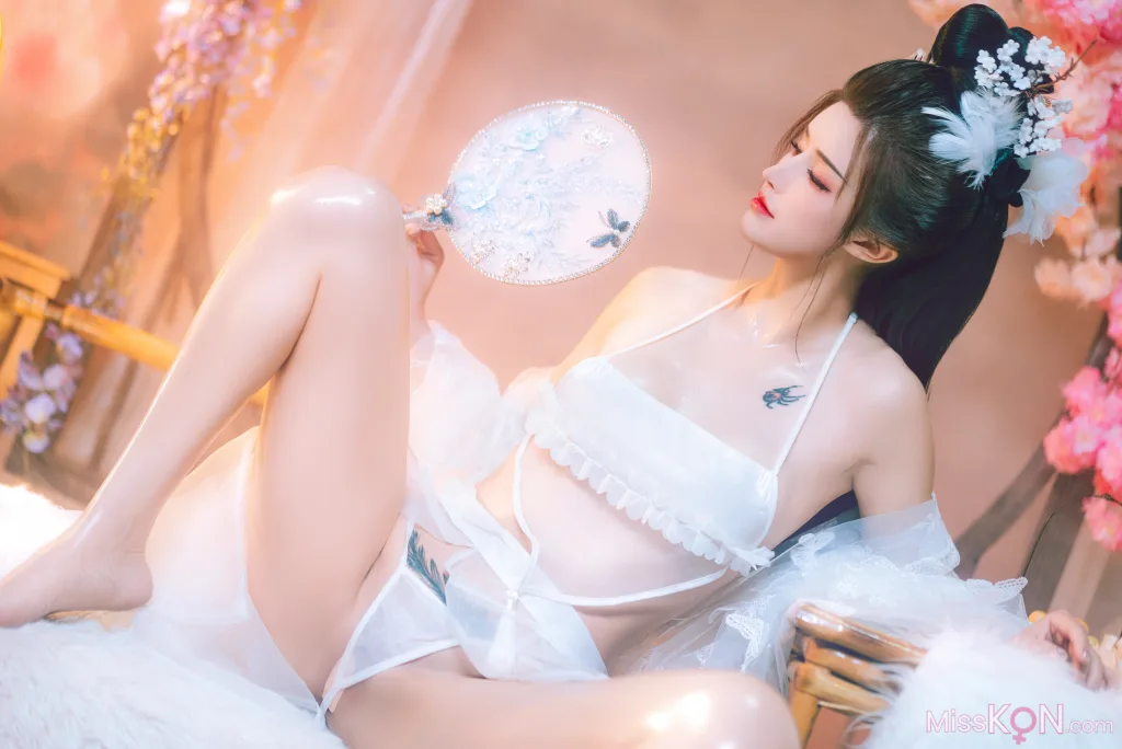 Coser@鹿八岁: 幽梦清韵 (89 photos)