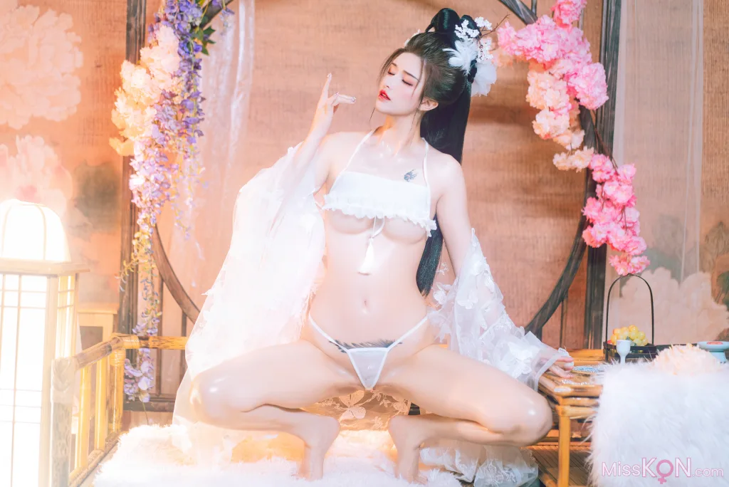 Coser@鹿八岁: 幽梦清韵 (89 photos)