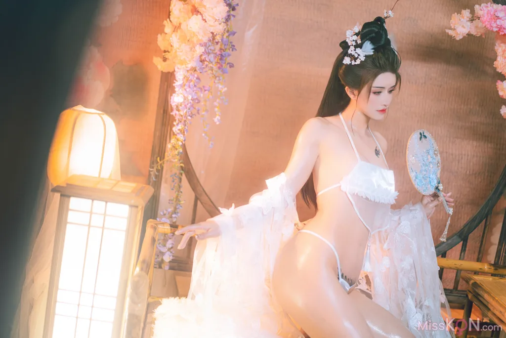 Coser@鹿八岁: 幽梦清韵 (89 photos)