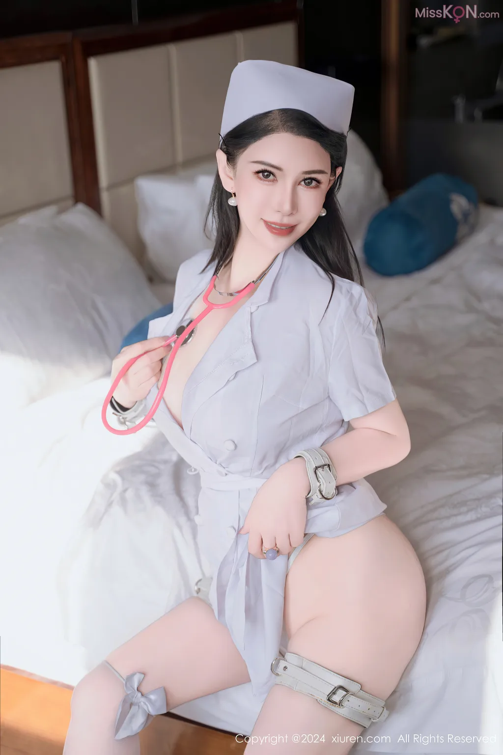 XIUREN No.8356 – 8365 (755 photos)