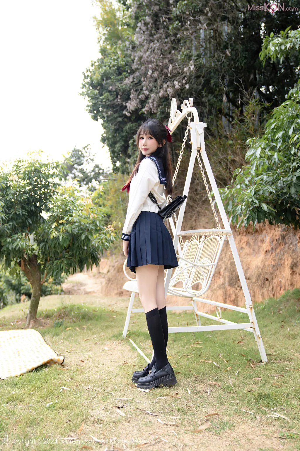 XIUREN No.8356 – 8365 (755 photos)