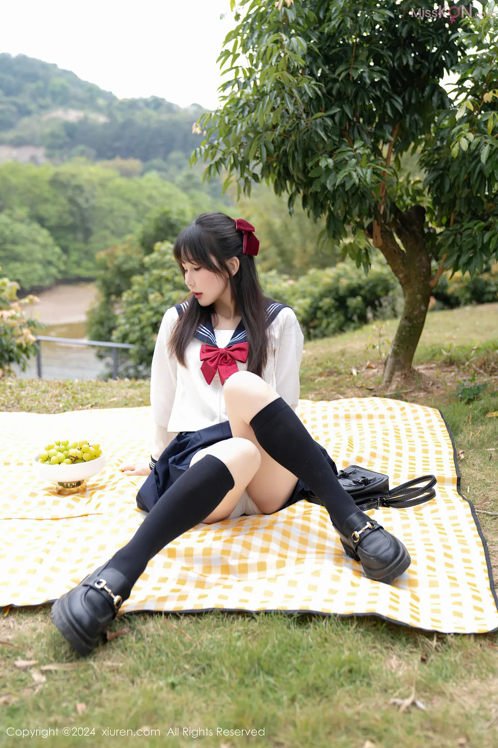 XIUREN No.8356 – 8365 (755 photos)