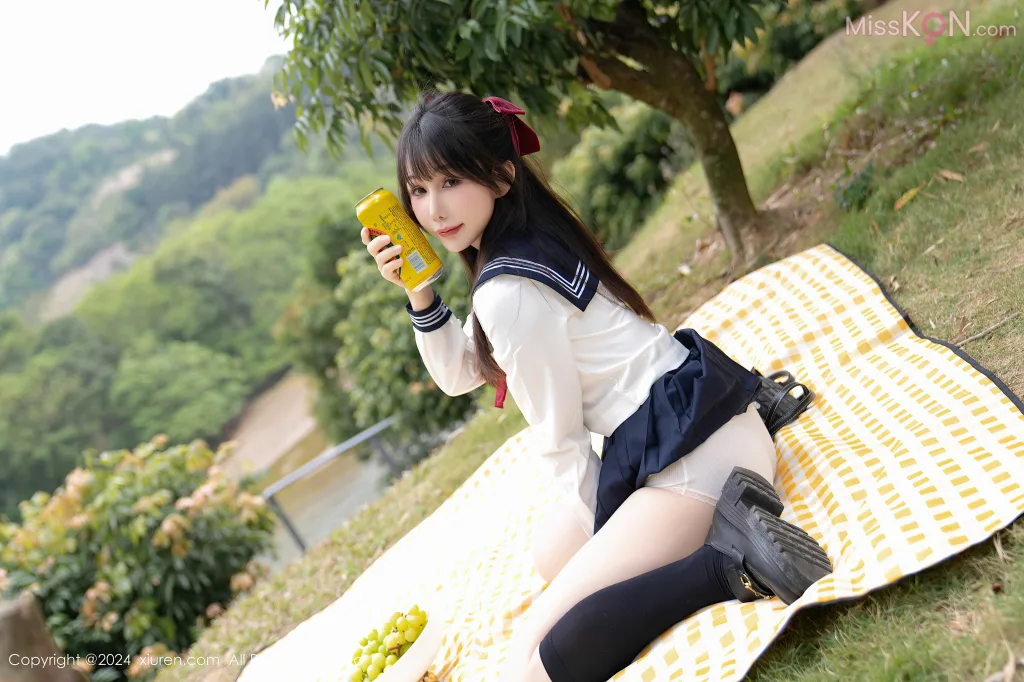 XIUREN No.8356 – 8365 (755 photos)