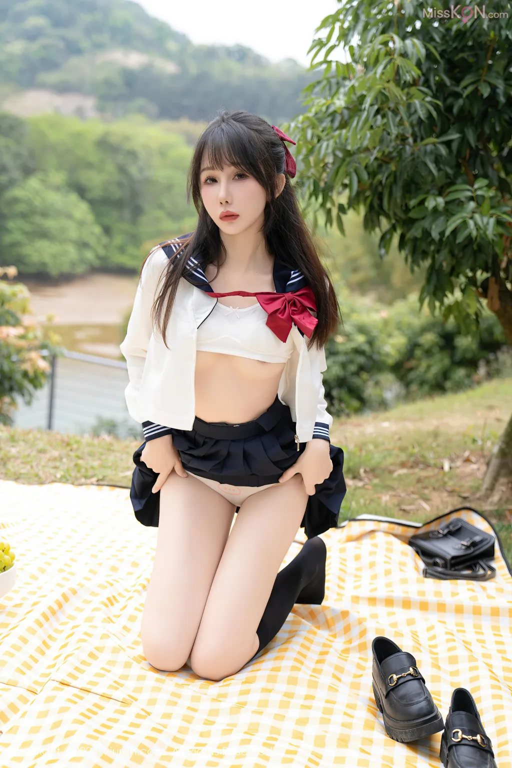 XIUREN No.8356 – 8365 (755 photos)