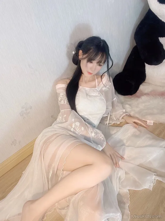 草莓粥粥: 合集 (477 photos )