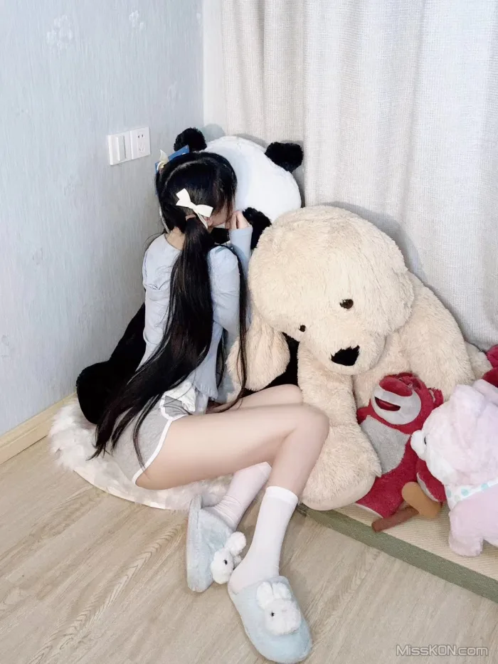 草莓粥粥: 合集 (477 photos )