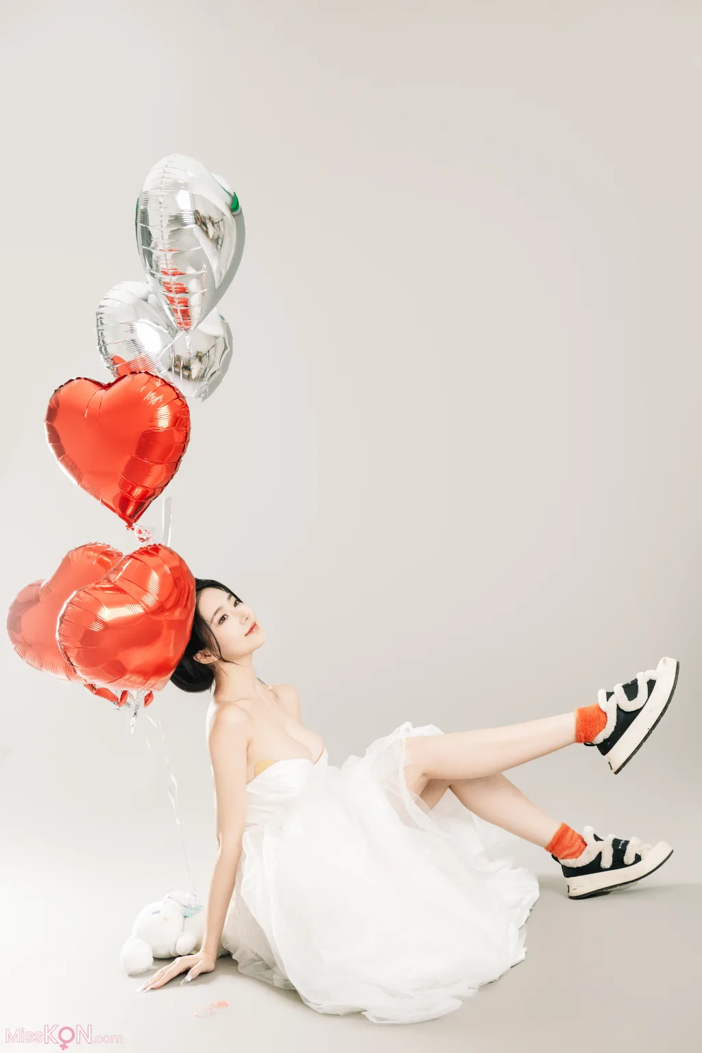 Coser@年年Nnian: LOVE 情人节特别篇 (80 photos)