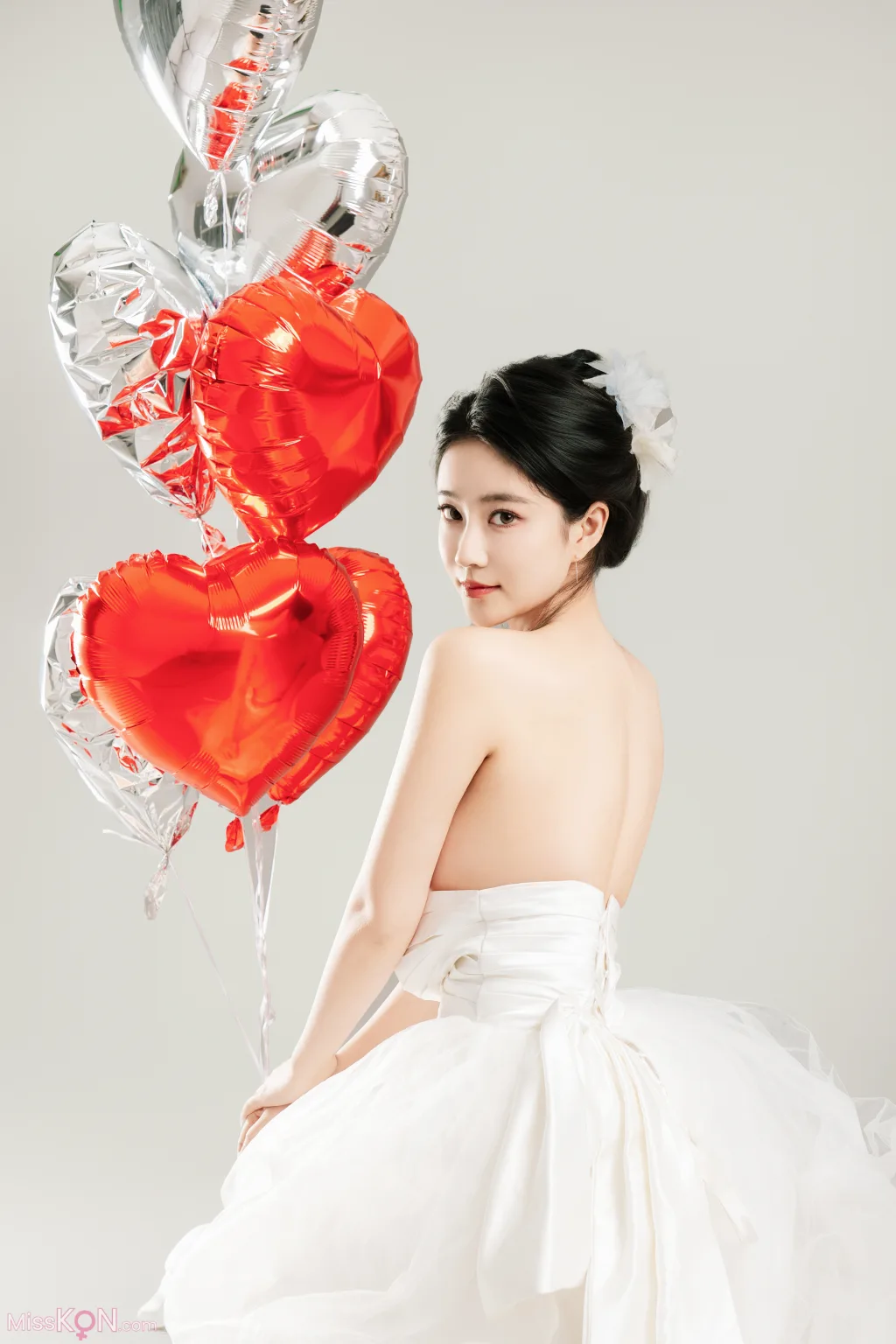 Coser@年年Nnian: LOVE 情人节特别篇 (80 photos)