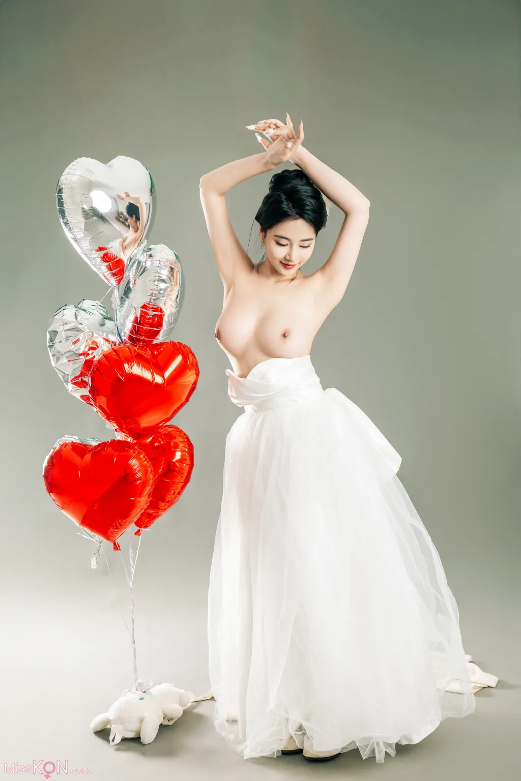 Coser@年年Nnian: LOVE 情人节特别篇 (80 photos)