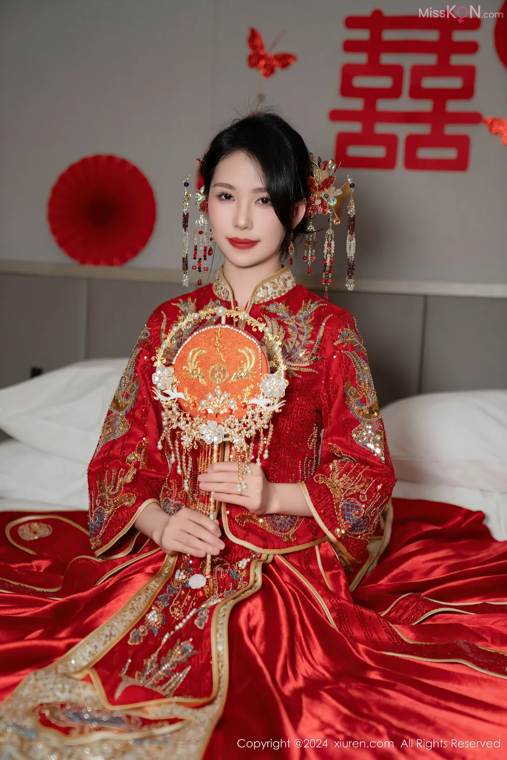 XIUREN No.8376 – 8385 (830 photos)