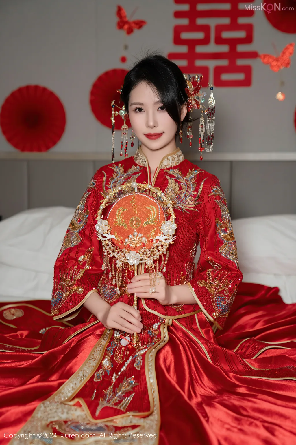 XIUREN No.8376 – 8385 (830 photos)