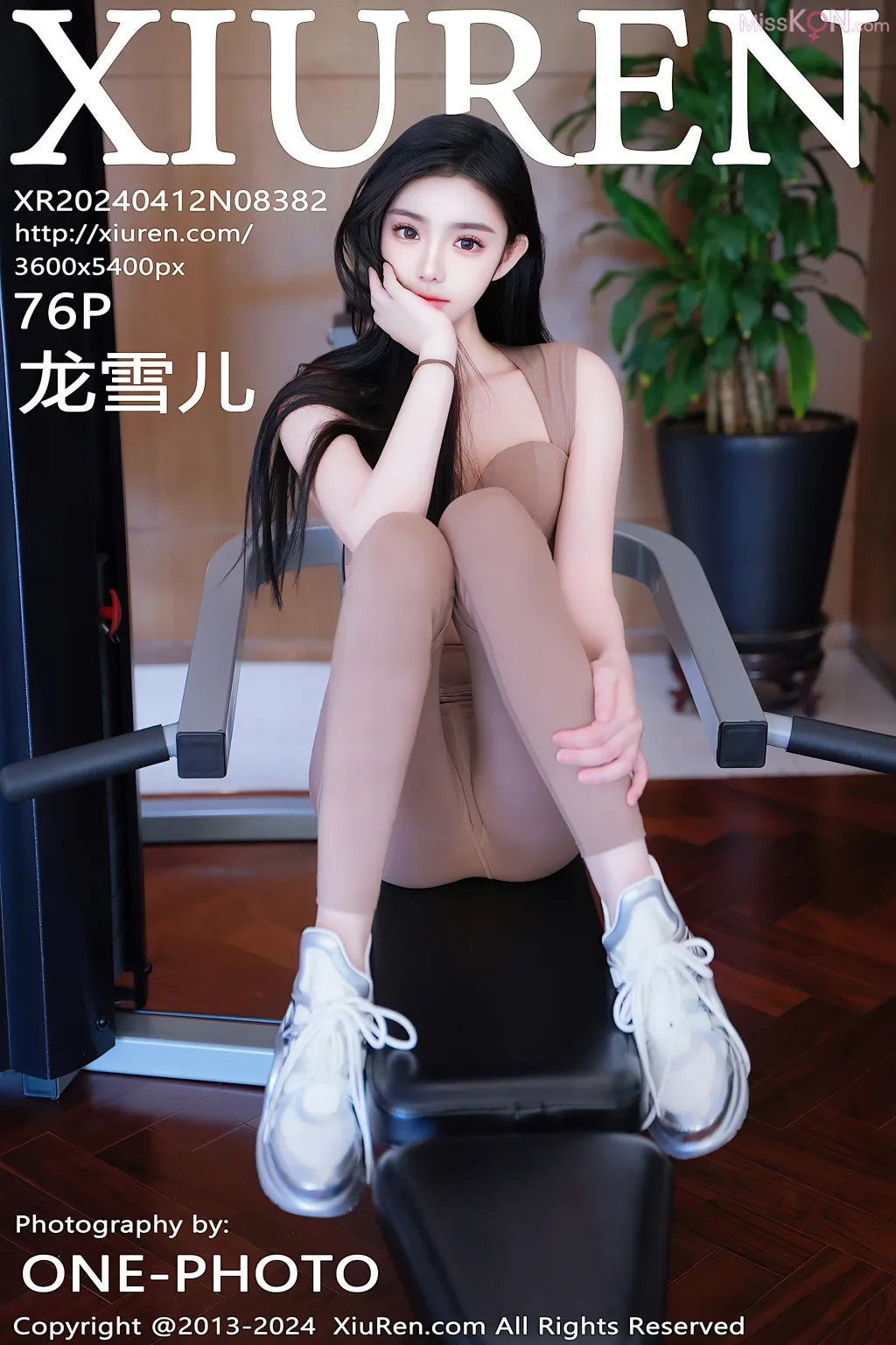 XIUREN No.8376 – 8385 (830 photos)