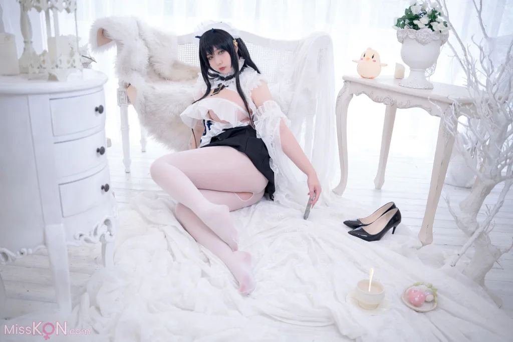 Coser@魅瞳Meroko: 碧蓝航线 不挠女仆没干劲的小姐姐 (53 photos)