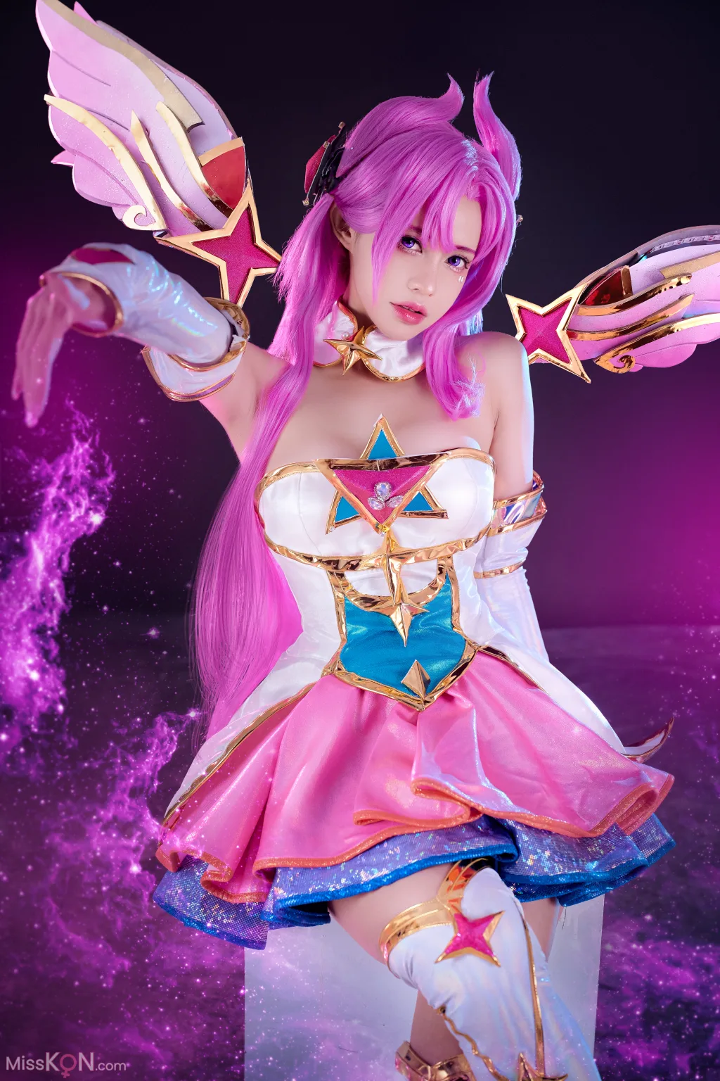 Coser@PingPing: Star Guardian Kai’Sa (72 photos)