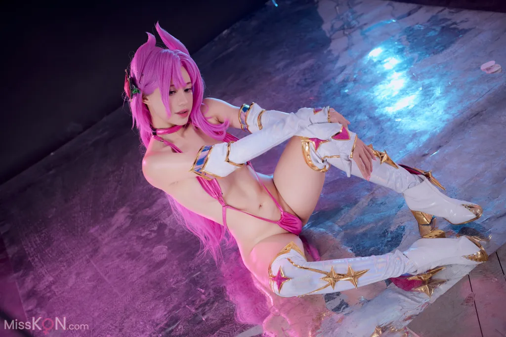 Coser@PingPing: Star Guardian Kai’Sa (72 photos)