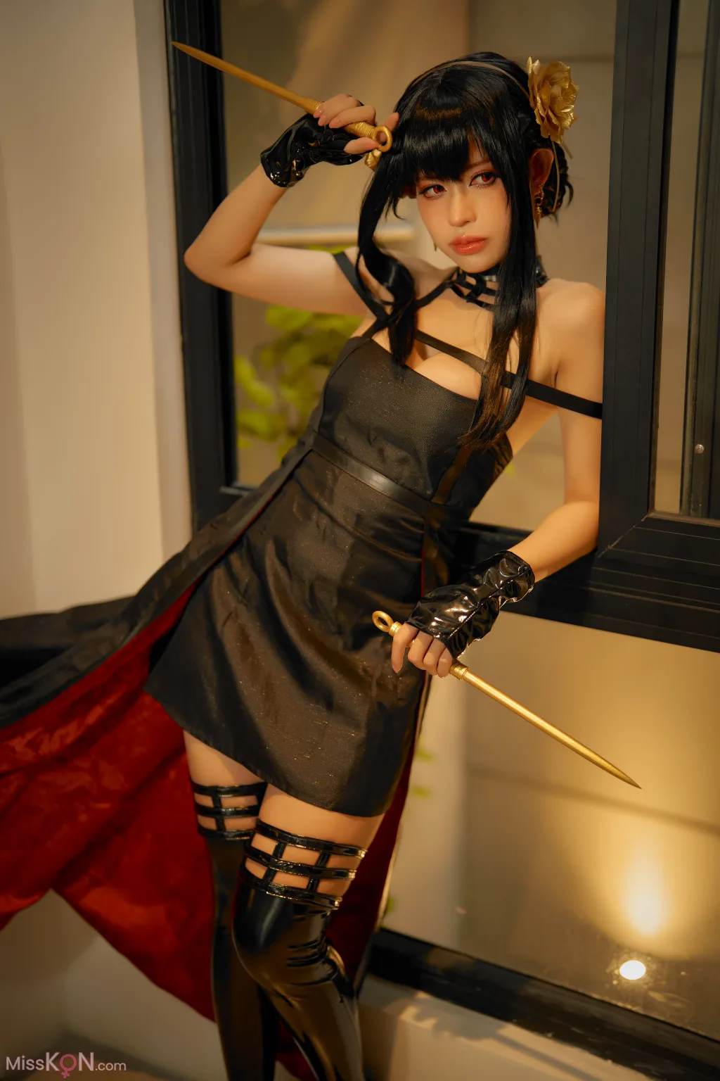 Coser@PingPing: Yor (81 photos)