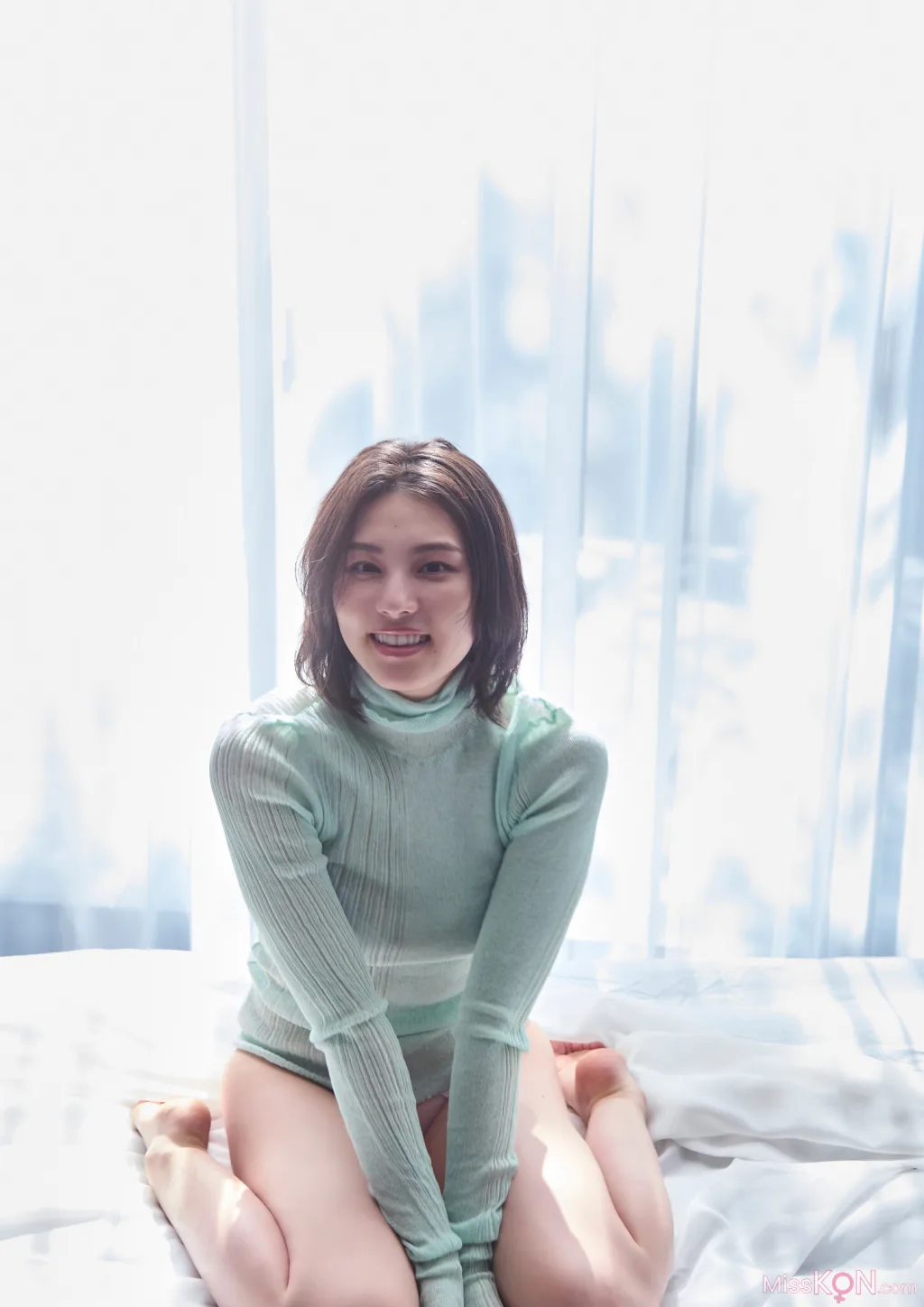 [JP] Iori Sagara (相樂伊織): 背中から抱きしめて (52 photos)
