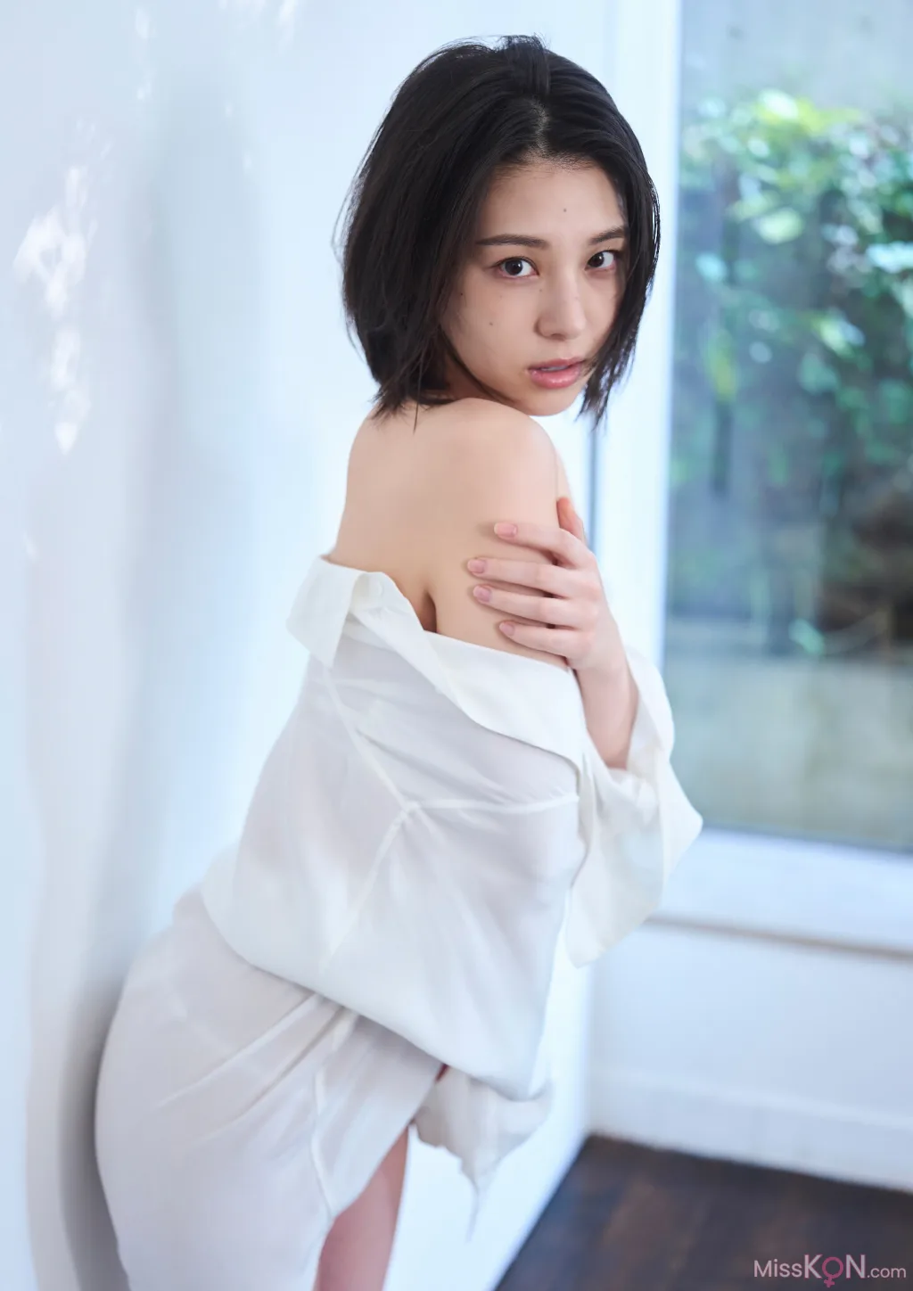 [JP] Iori Sagara (相樂伊織): 背中から抱きしめて (52 photos)
