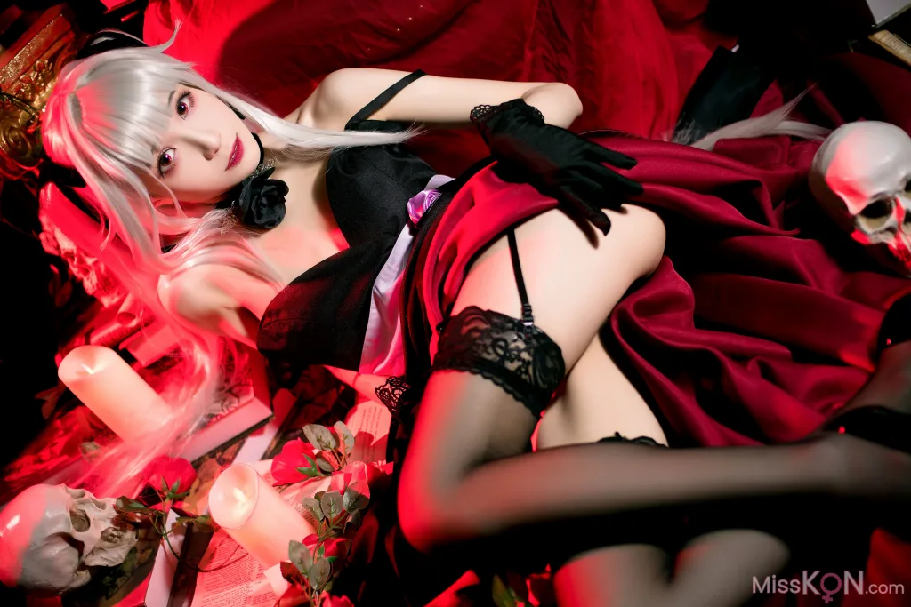 Coser@Tomoyo酱: 雾枝礼服&amp;水着 (30 photos)