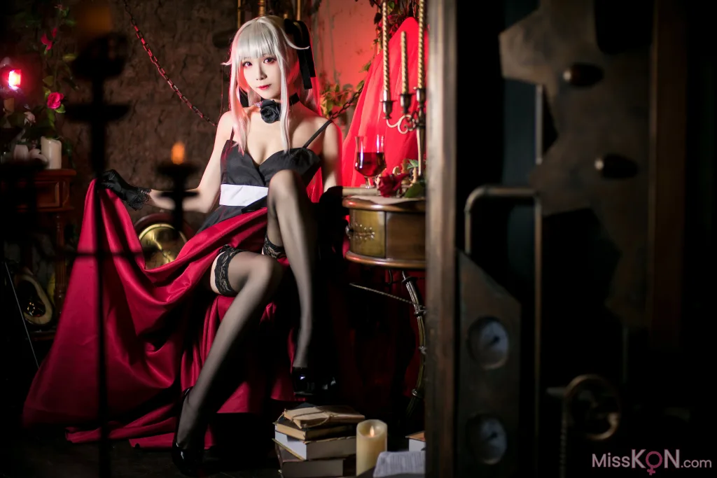 Coser@Tomoyo酱: 雾枝礼服&amp;水着 (30 photos)