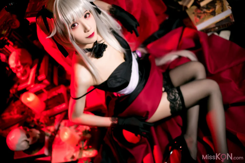 Coser@Tomoyo酱: 雾枝礼服&amp;水着 (30 photos)