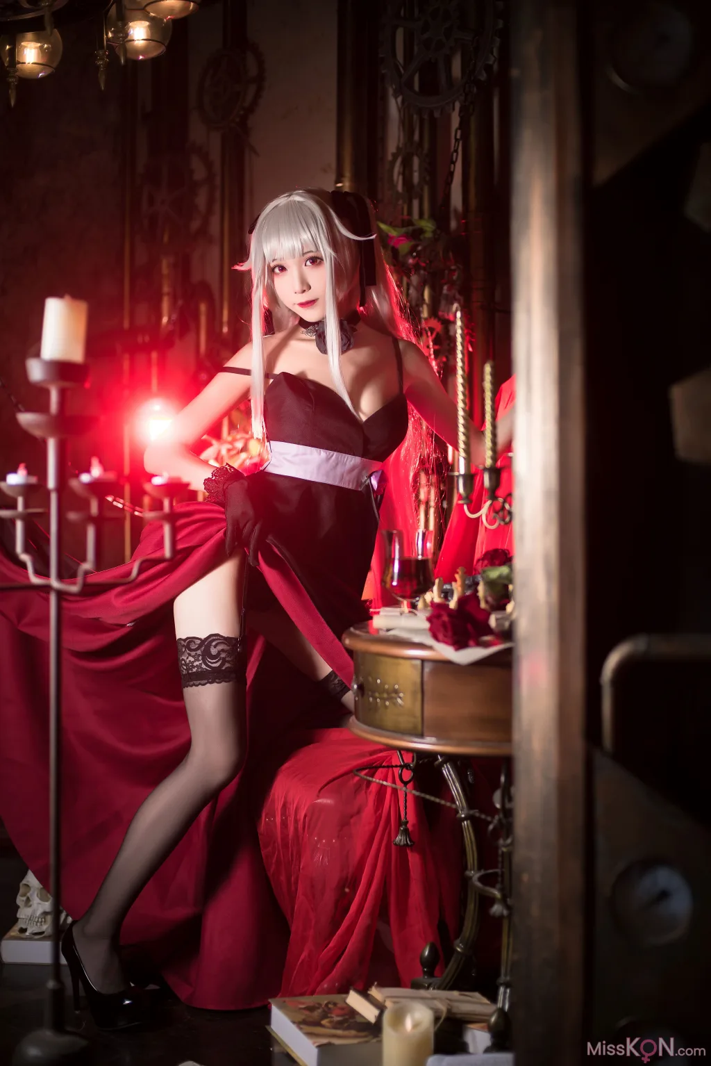 Coser@Tomoyo酱: 雾枝礼服&amp;水着 (30 photos)