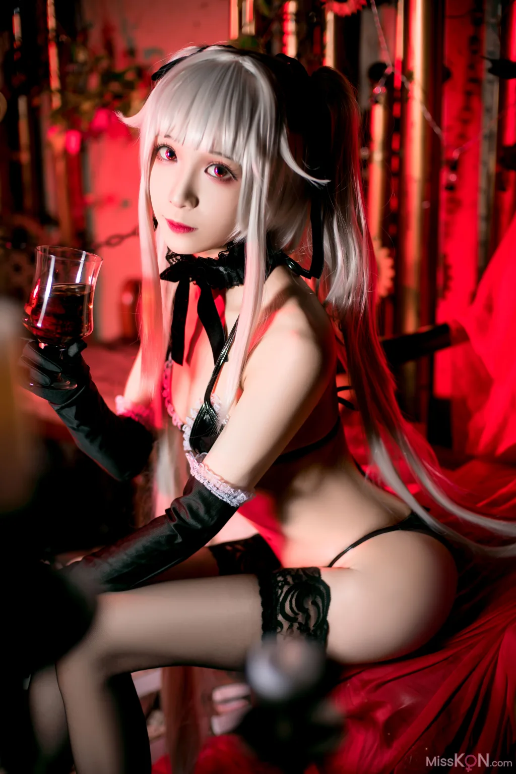 Coser@Tomoyo酱: 雾枝礼服&amp;水着 (30 photos)