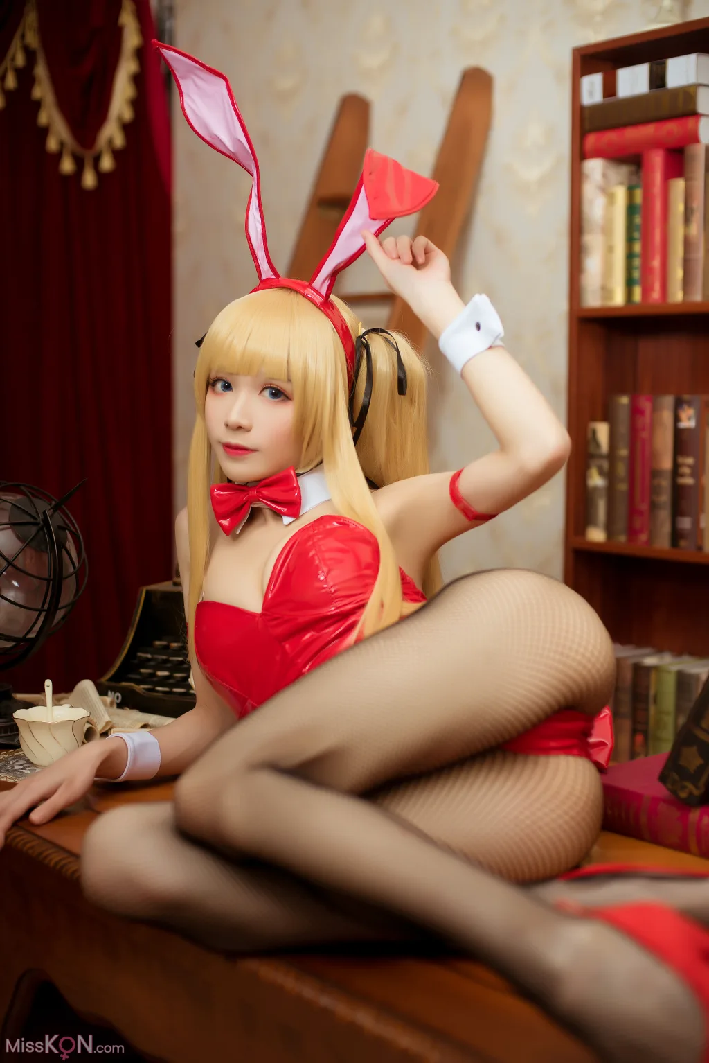 Coser@Tomoyo酱: 英梨梨兔女郎 (18 ảnh)