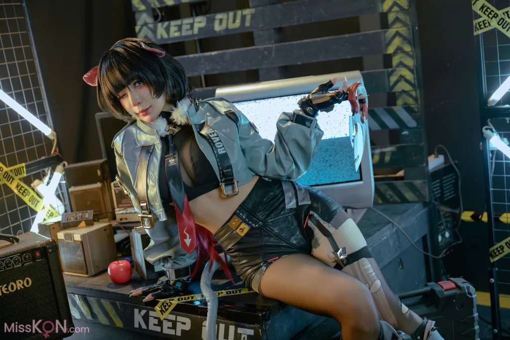 Coser@UmekoJ: Jane Doe (121 photos )