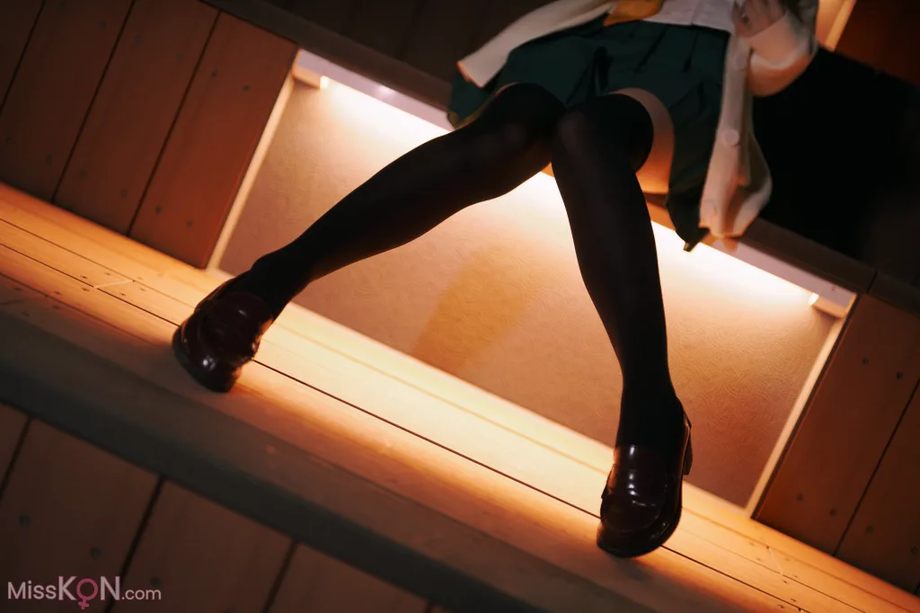 Coser@幼愛Youmeko: 小琪舞JK制服 (48 photos)