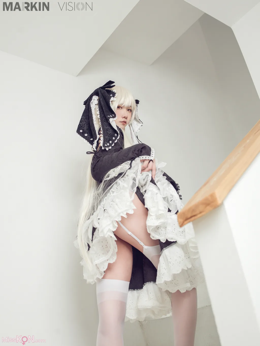 Coser@麻花麻花酱: 可畏女仆 (15 photos)