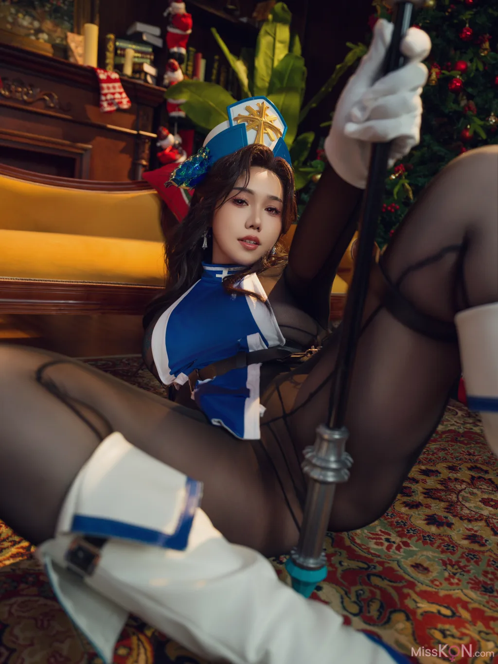 Coser@麻花麻花酱: Nikke 冰玫瑰 (47 photos)