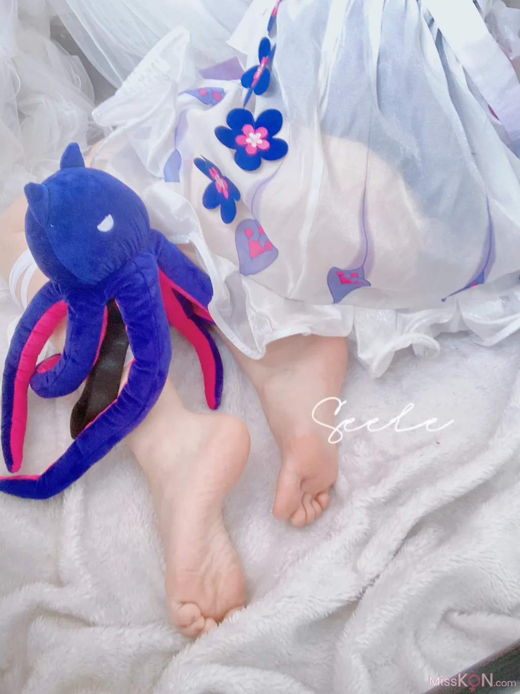 Coser@Seele麦麦: 希儿彼岸浪花 (102 photos)