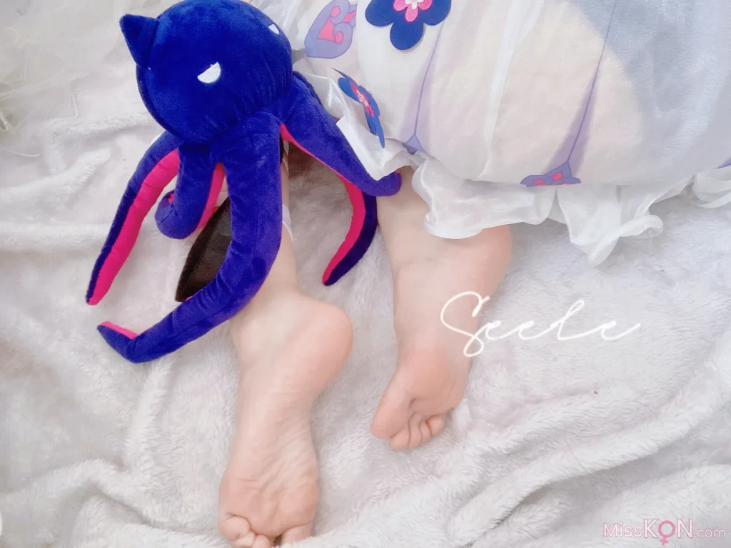 Coser@Seele麦麦: 希儿彼岸浪花 (102 photos)