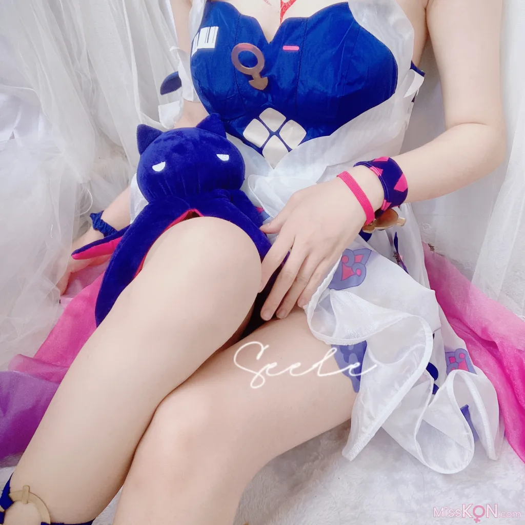 Coser@Seele麦麦: 希儿彼岸浪花 (102 photos)