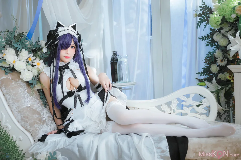 Coser@Tomoyo酱: 碧蓝 奥古斯特女仆 (27 photos)