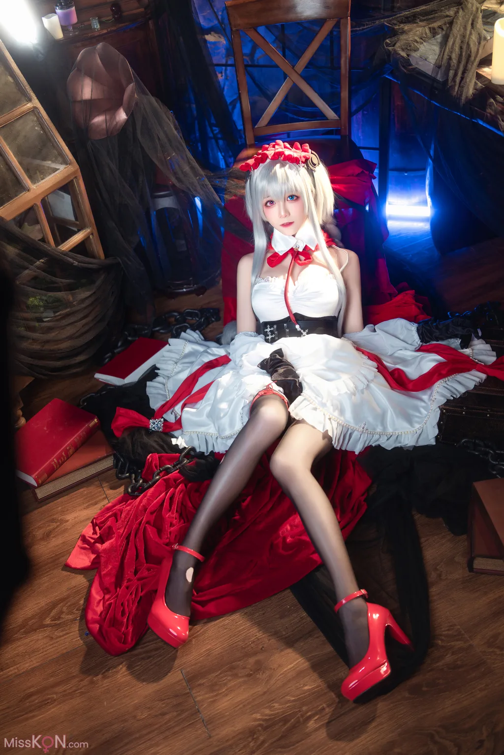 Coser@Tomoyo酱: 碧蓝航线 埃尔宾小红帽 (30 photos)