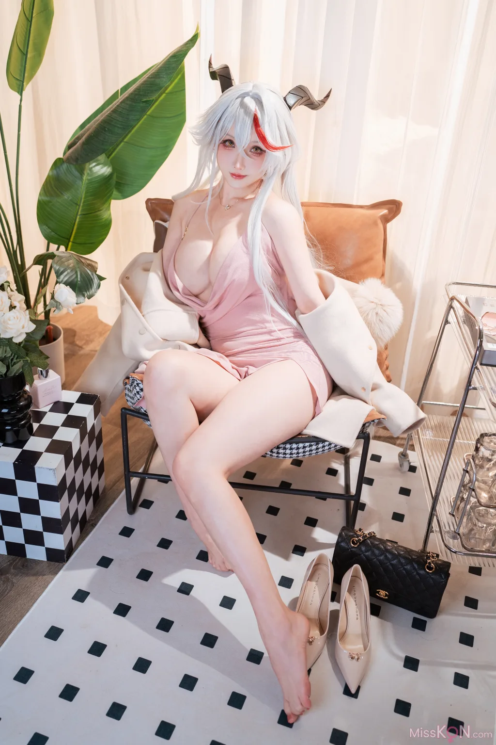 Coser@rioko凉凉子: 碧蓝航线 埃吉尔居家版 (31 photos)